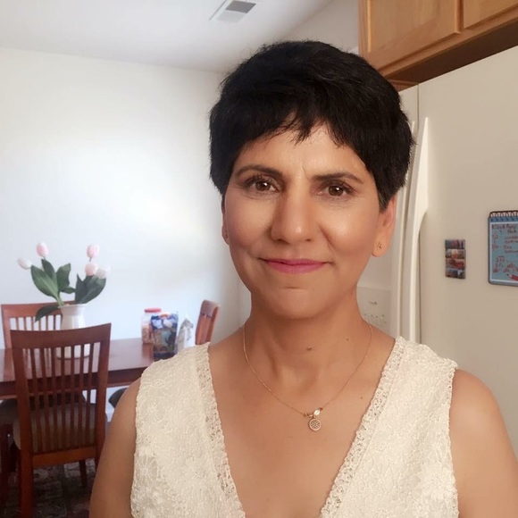 Meet your Posher, Sunita - Picture 4 of 4